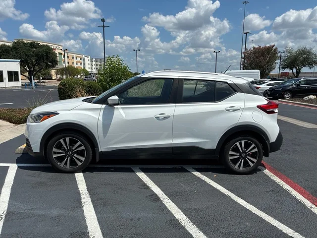 Pre-Owned 2018 Nissan Kicks SV