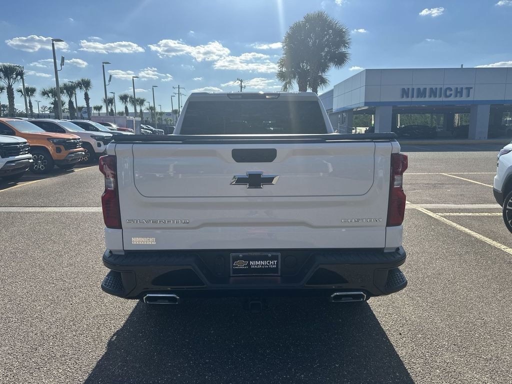 Used 2024 Summit White Chevrolet Custom Trail Boss image 15
