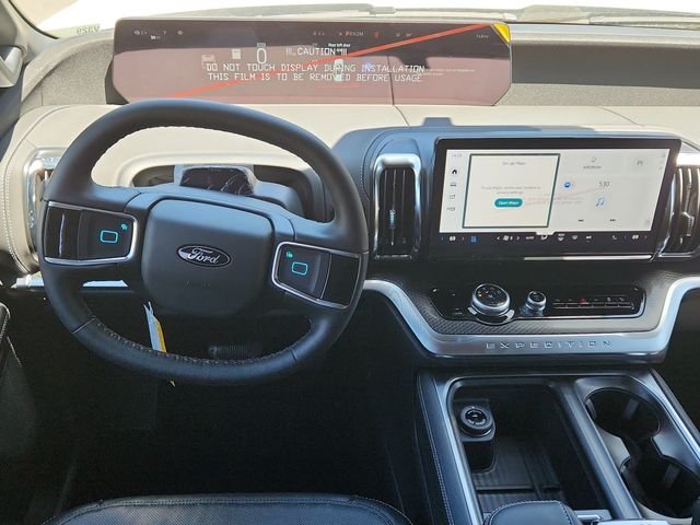 New 2026 Star White Metallic Tri-Coat Ford Platinum® image 11