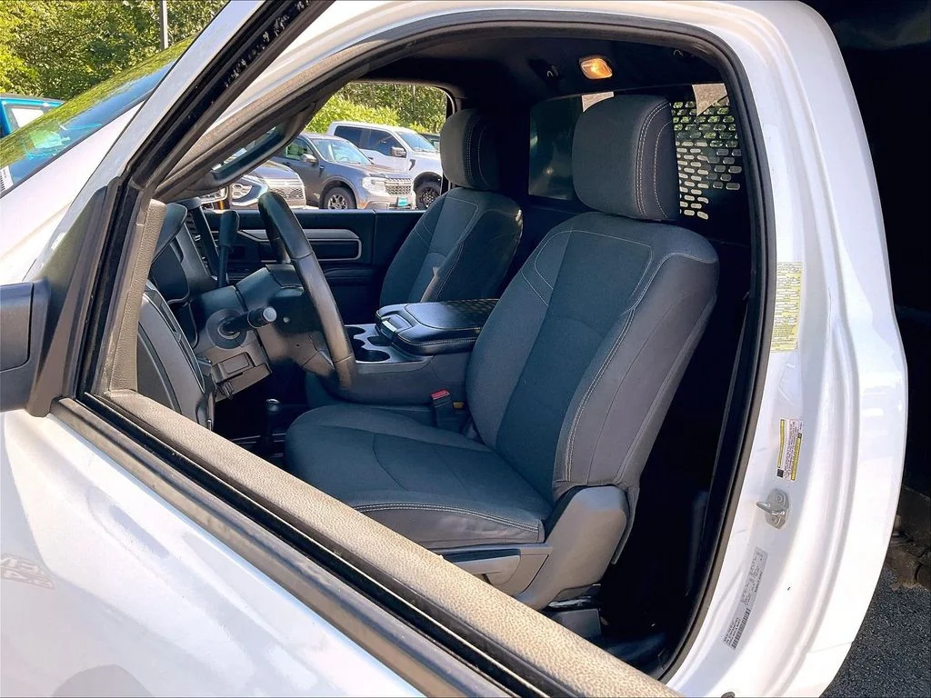 Used 2022 Bright White Clearcoat Ram Tradesman image 9