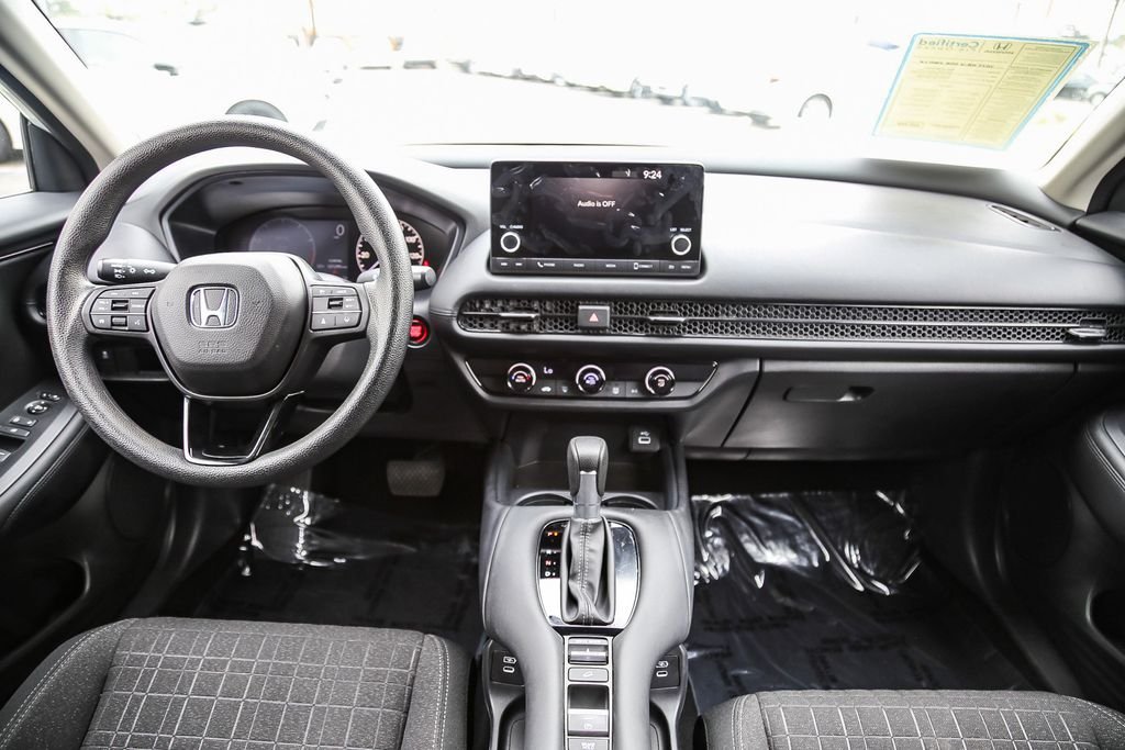 Certified Used 2025 Platinum White Pearl Honda 2WD LX image 13