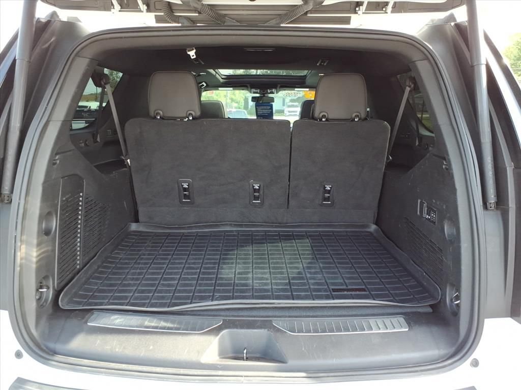 2022 CHEVROLET SUBURBAN - Image 13