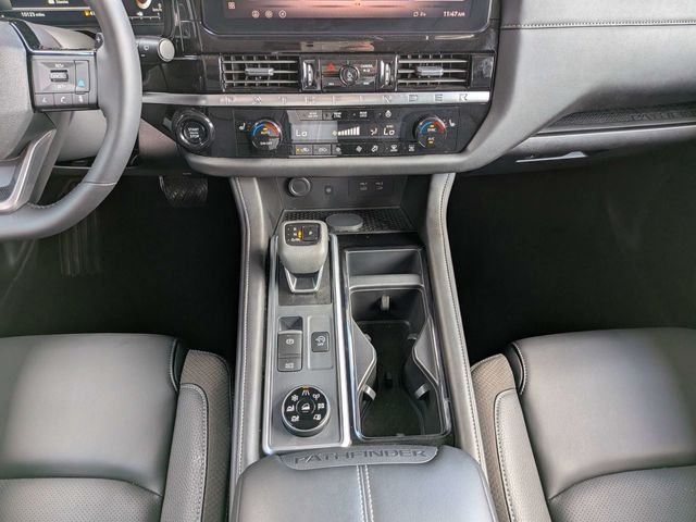 Used 2026 Green Nissan SL image 16