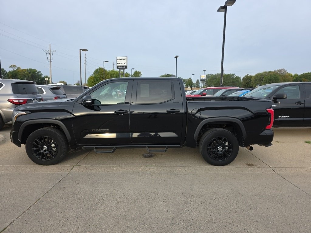 2024 Toyota Tundra Limited photo 2