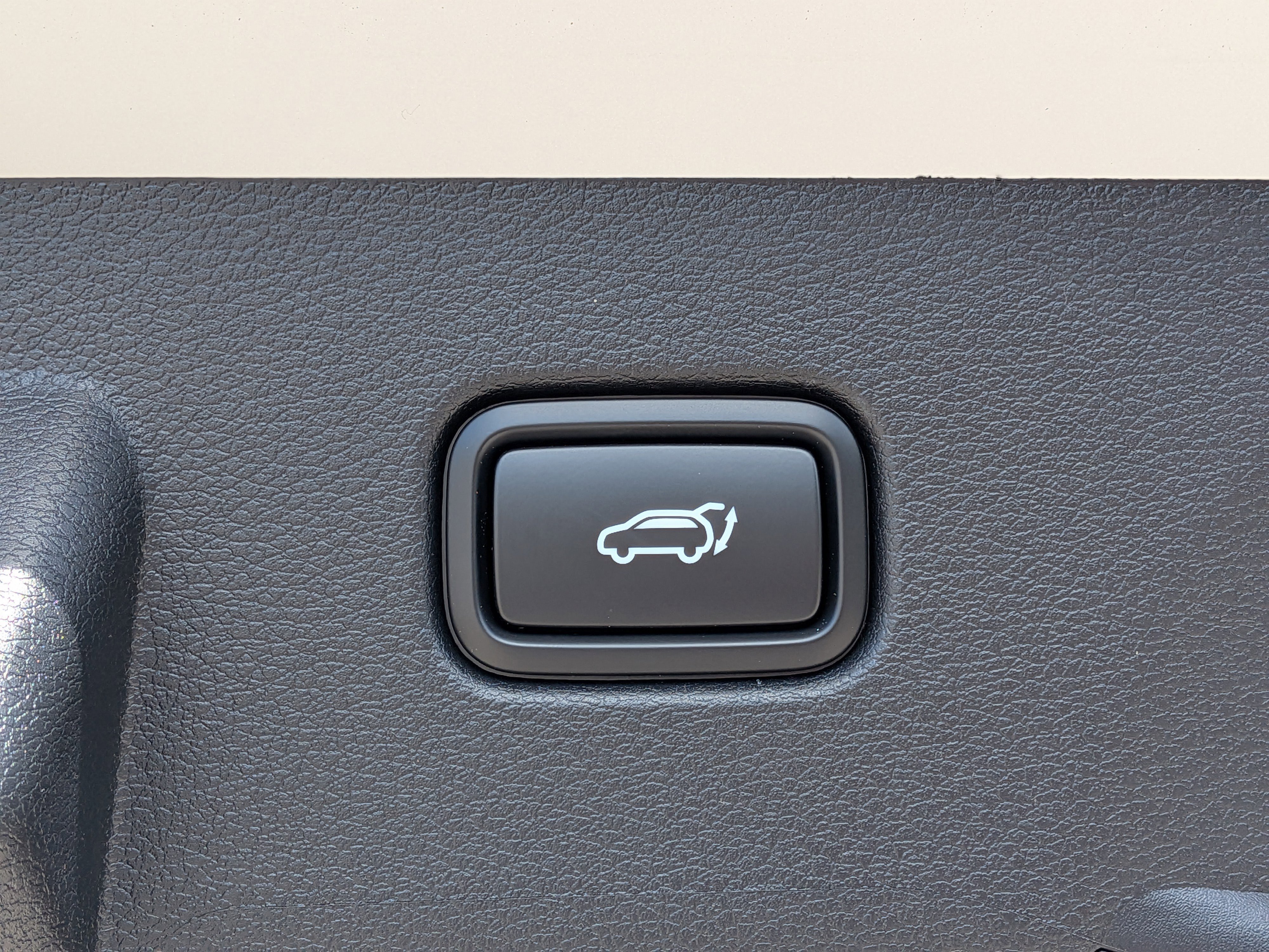 New 2026 Glacial White Pearl Kia EX image 14