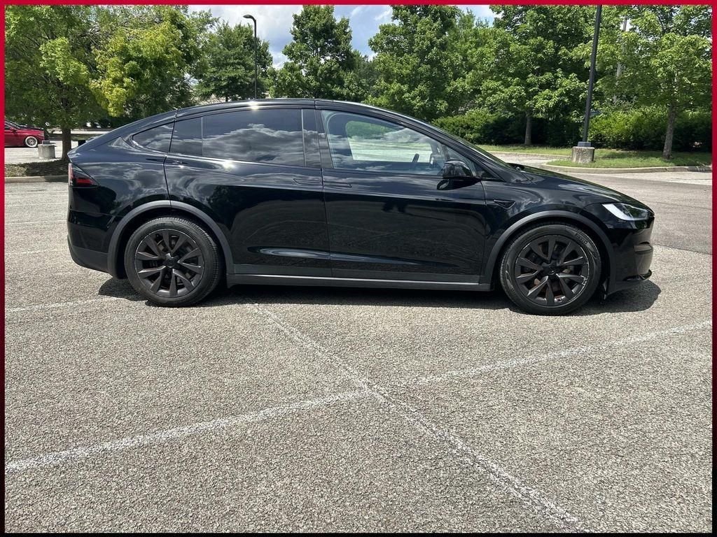 Used 2024  Tesla Base image 8