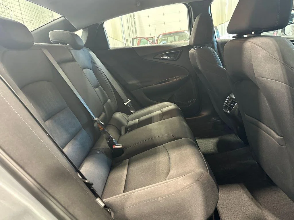 Used 2024 Sterling Gray Metallic Chevrolet LT image 33
