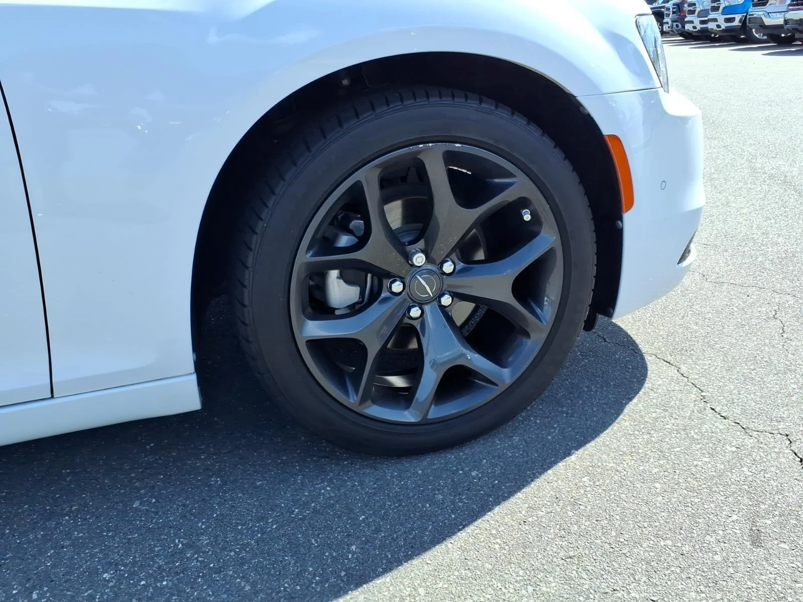 Used 2023 Bright White Clearcoat Chrysler Touring image 11
