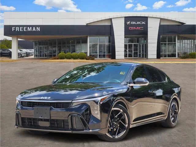 Pre-Owned 2025 Kia K4 GT-Line