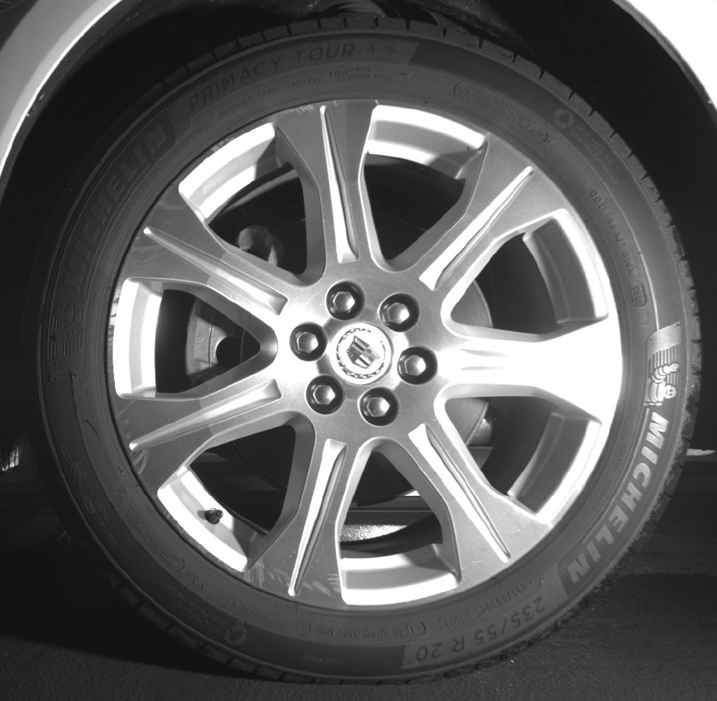 Used 2016 White Cadillac Premium image 9
