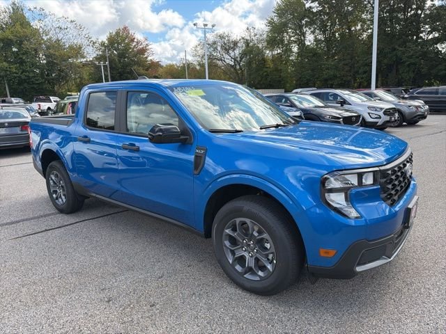 New 2025 Blue Ford XLT image 1