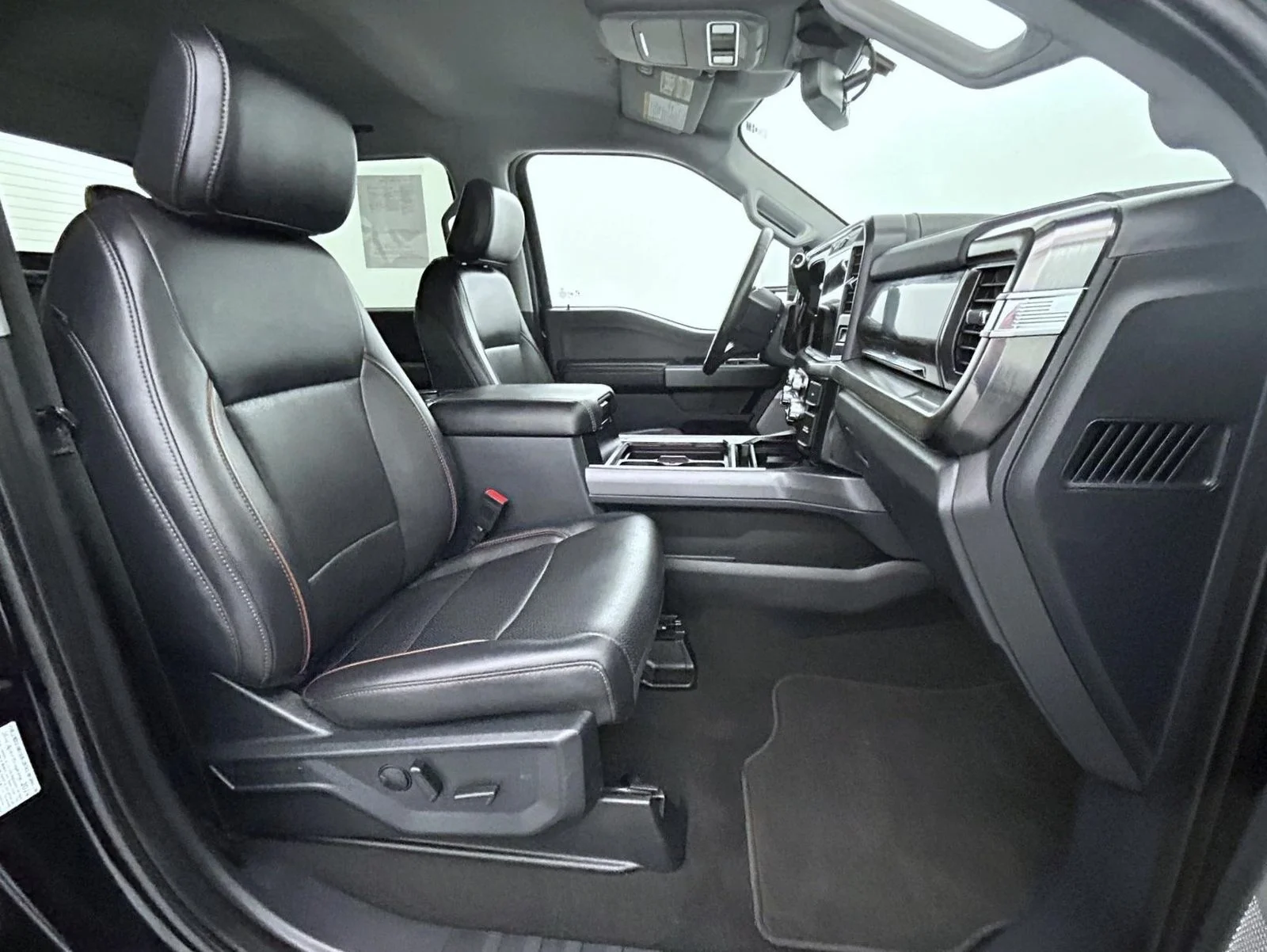 Used 2025 Black Ford Lariat image 15
