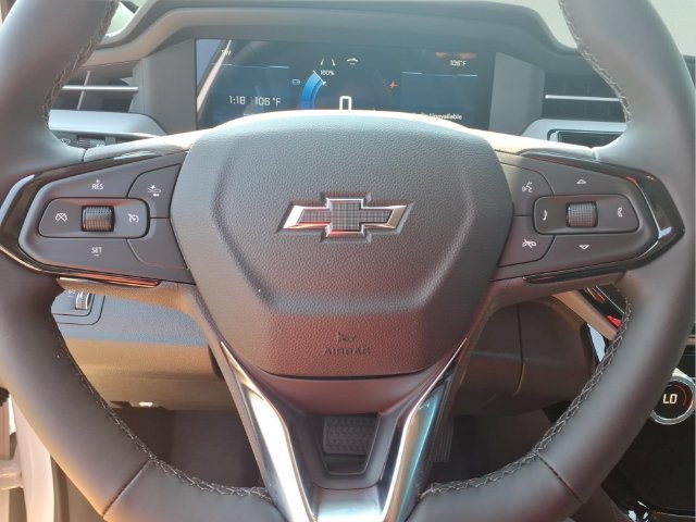 New 2027 Summit White Chevrolet LT image 10