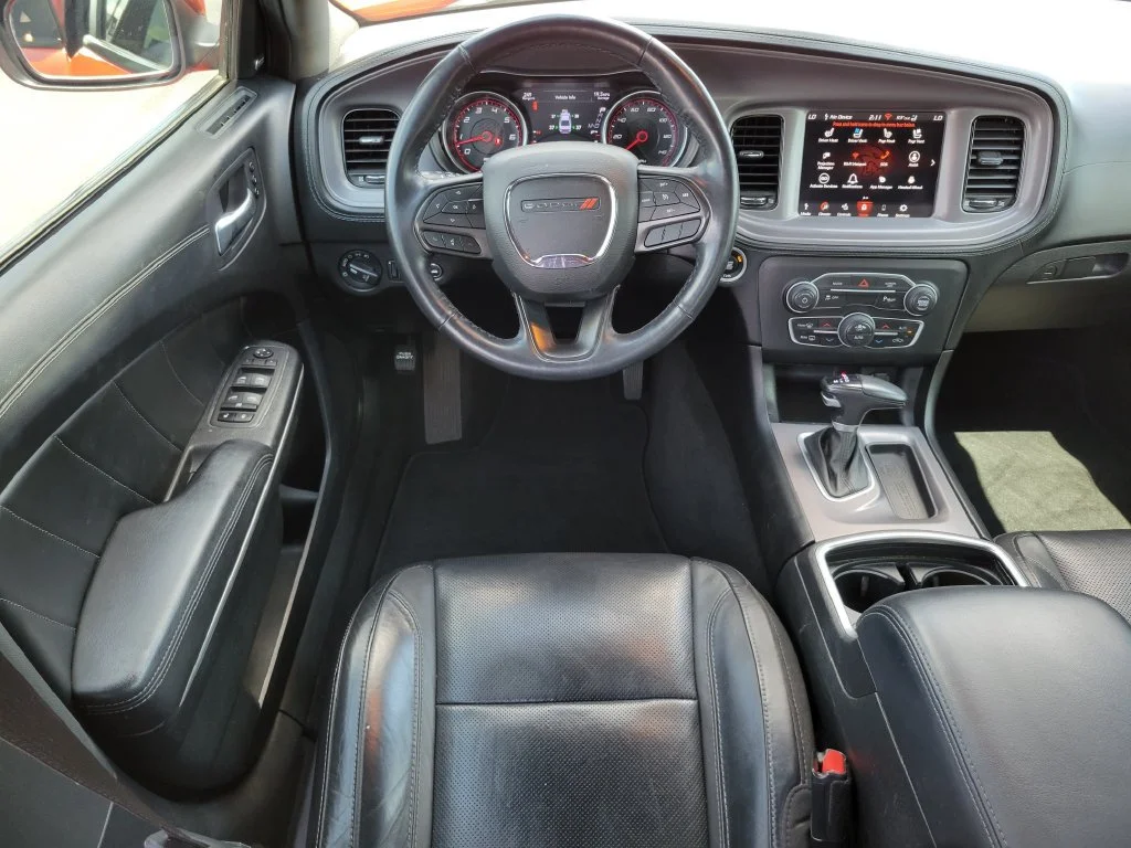 Used 2023 Orange Dodge SXT image 17