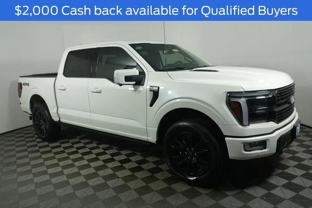New 2026 Star White Metallic Tri-Coat Ford Platinum® image 2