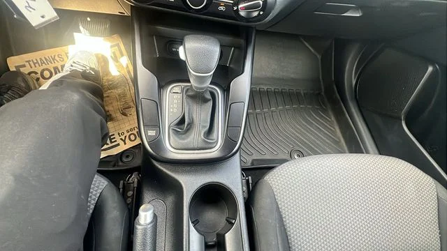 Certified Used 2022 White Kia LX image 23