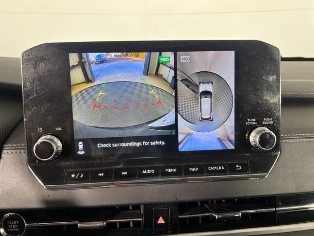 Used 2022 Black Mitsubishi SE image 26