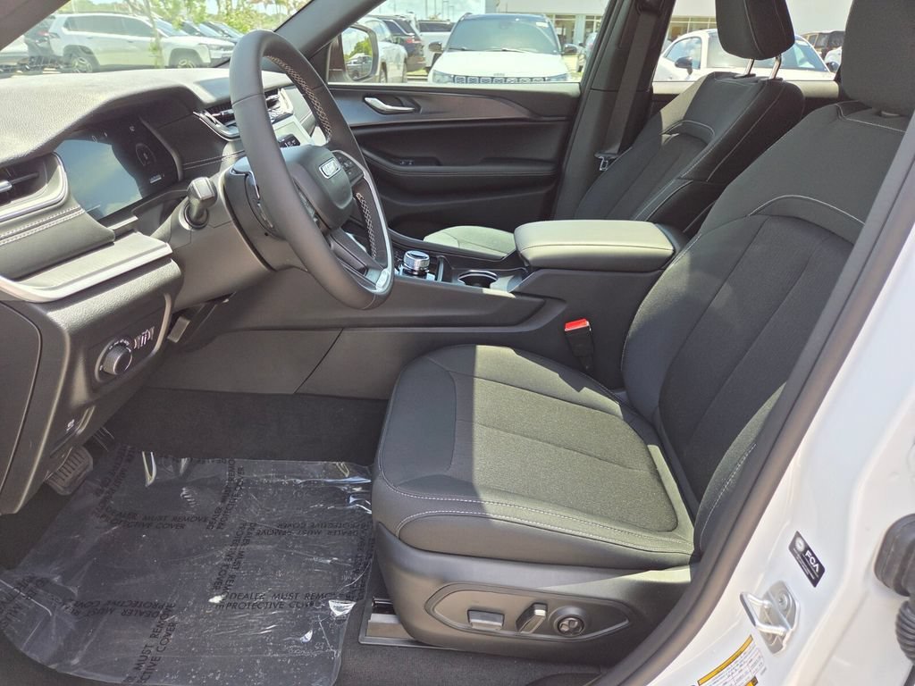 New 2026 Bright White Clearcoat Jeep Laredo X image 14