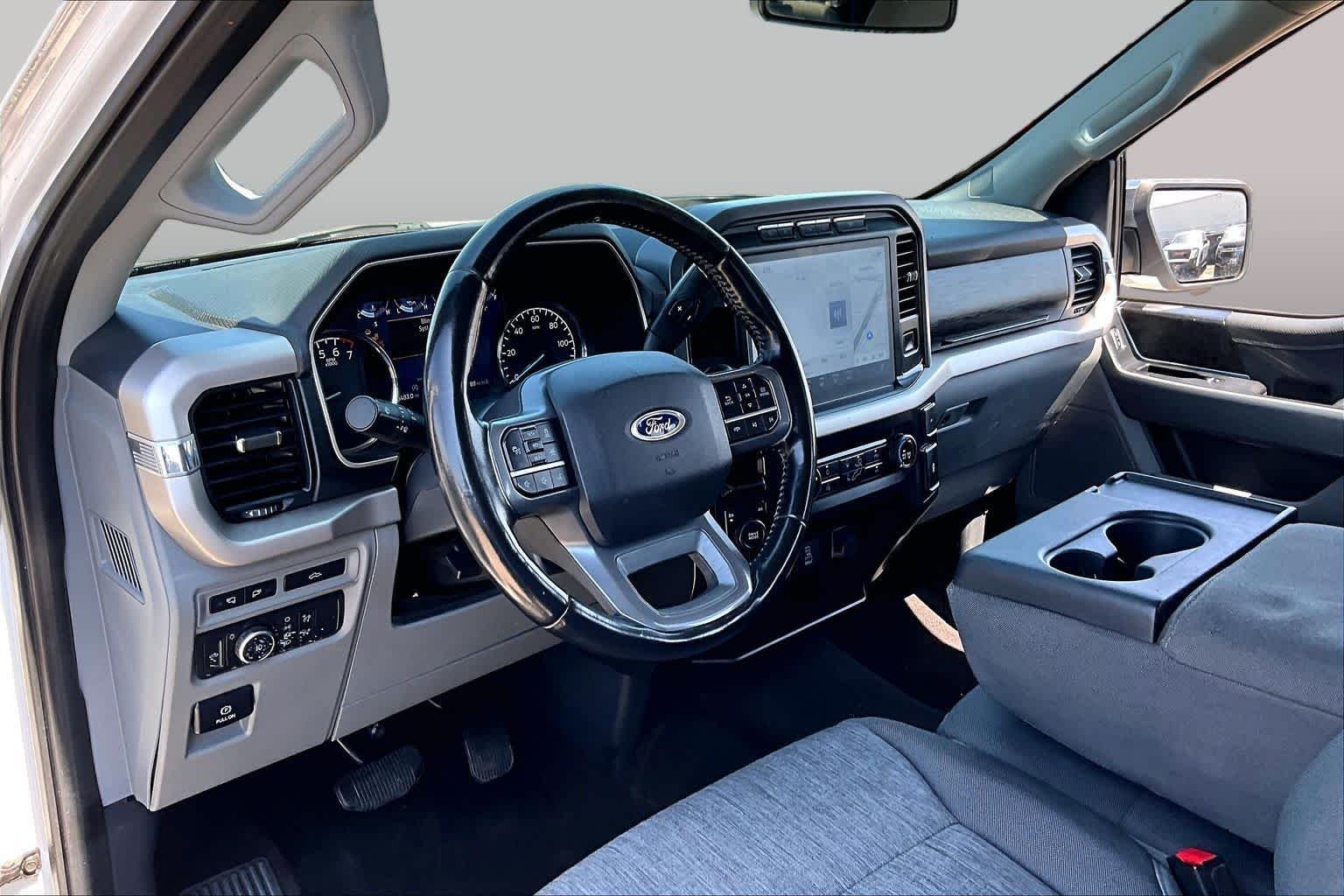 Used 2021 Oxford White Ford XLT image 18