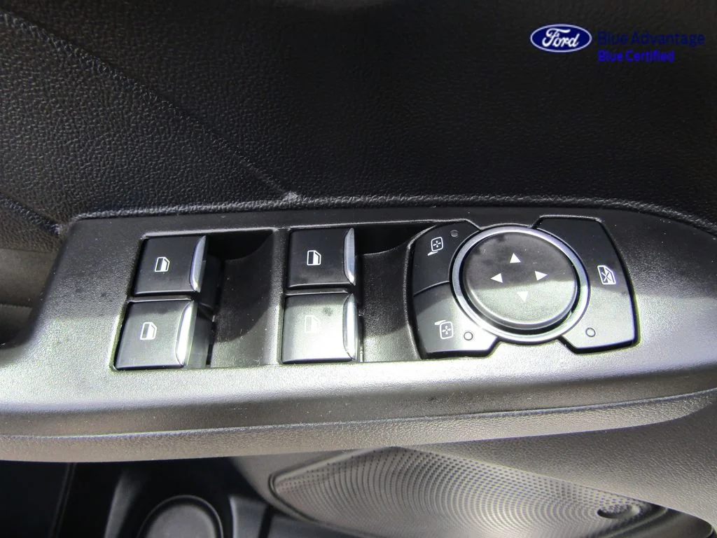 Certified Used 2021 Star White Ford SEL image 31