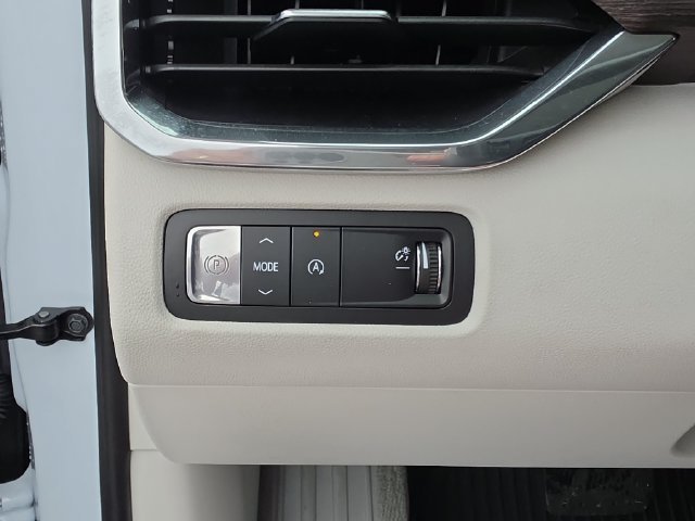2026 GMC Acadia Denali - Photo 26