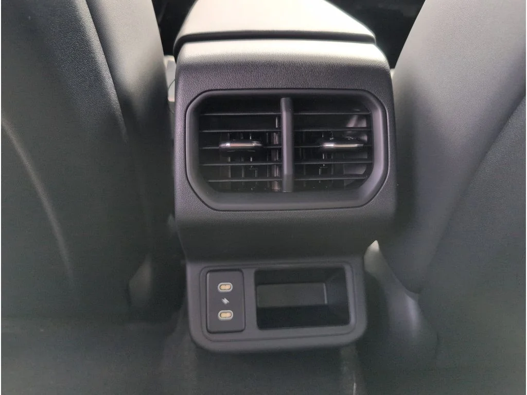 2026 Kia K4 GT-Line Turbo - Photo 30
