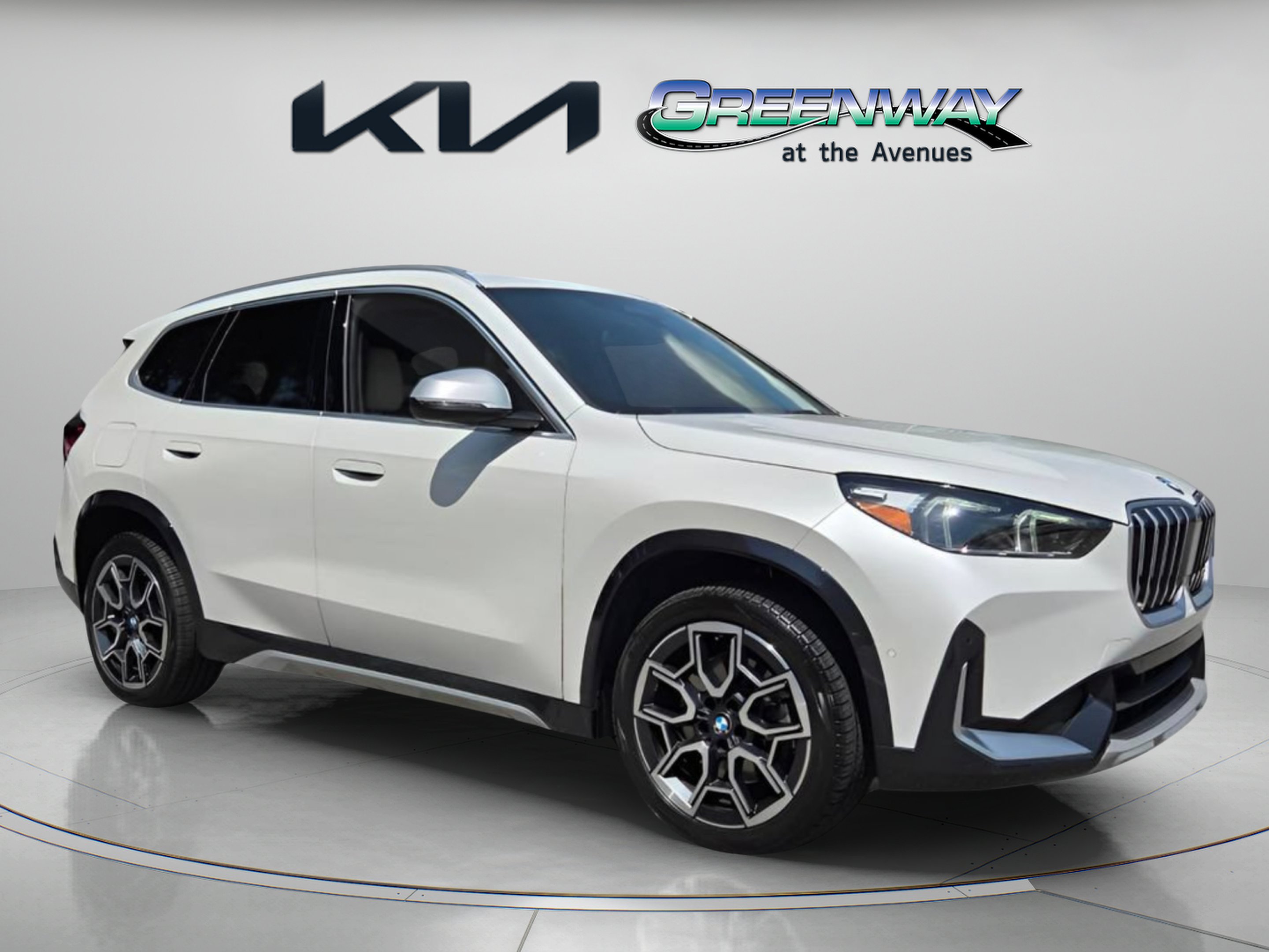 2023 BMW X1