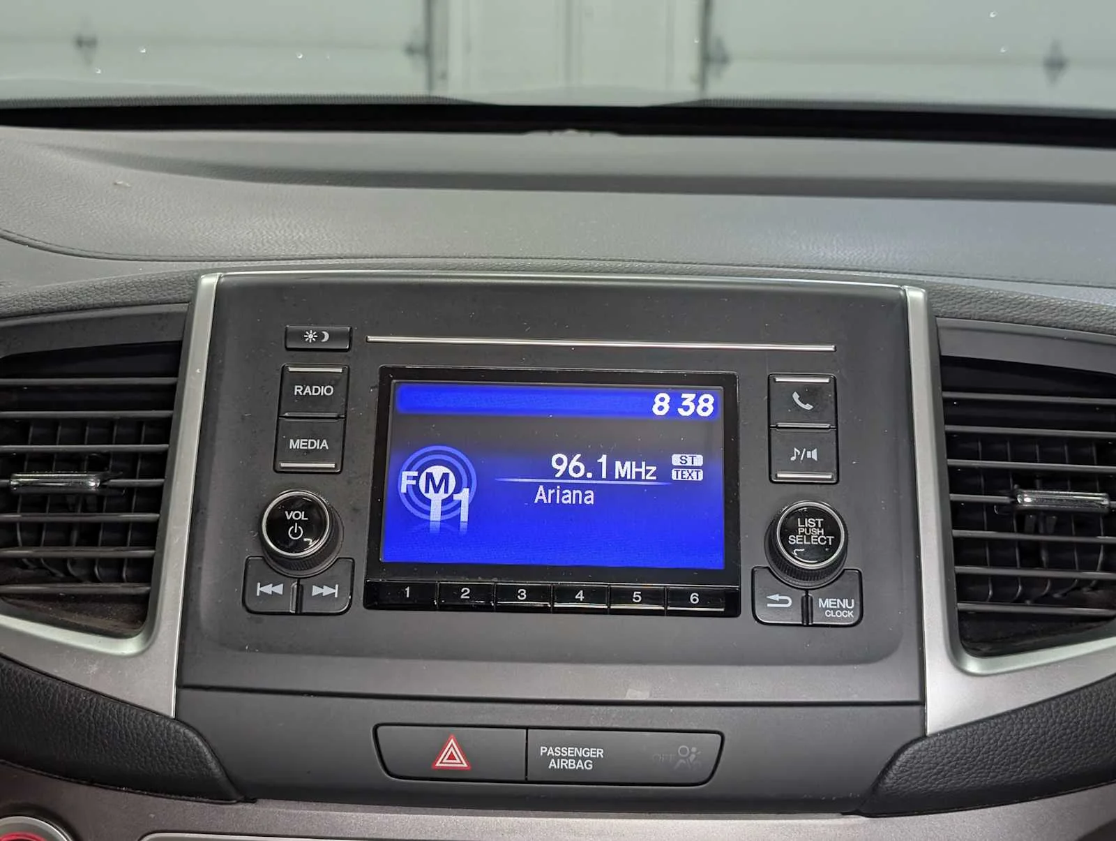 Used 2019 Platinum White Pearl Honda RTL image 18