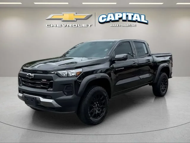 Used 2025 Black Chevrolet Trail Boss image 1