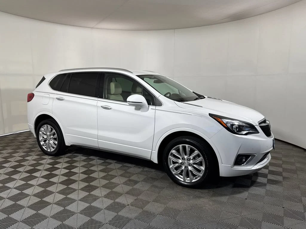 Used 2020 SUMMIT WHITE Buick Premium image 5
