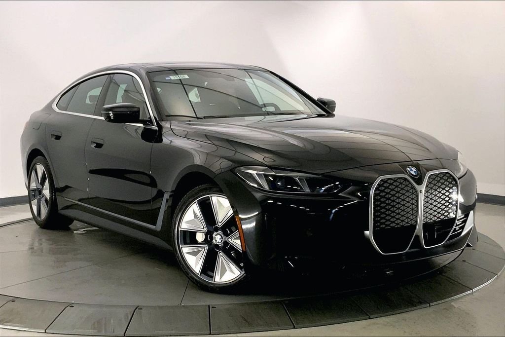 New 2026 Black Sapphire Metallic BMW xDrive40 image 1