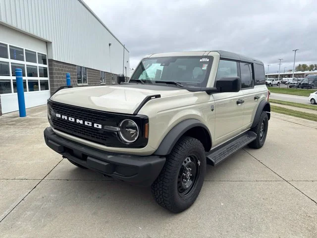 New 2026 Beige Ford Big Bend image 10