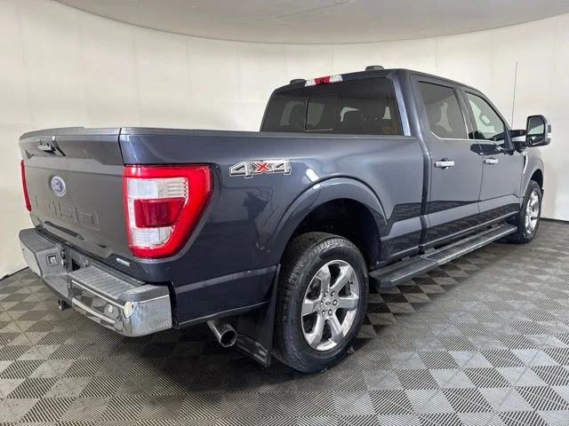 Certified Used 2021 Smoked Quartz Metallic Tinted Clearcoat Ford Lariat image 3
