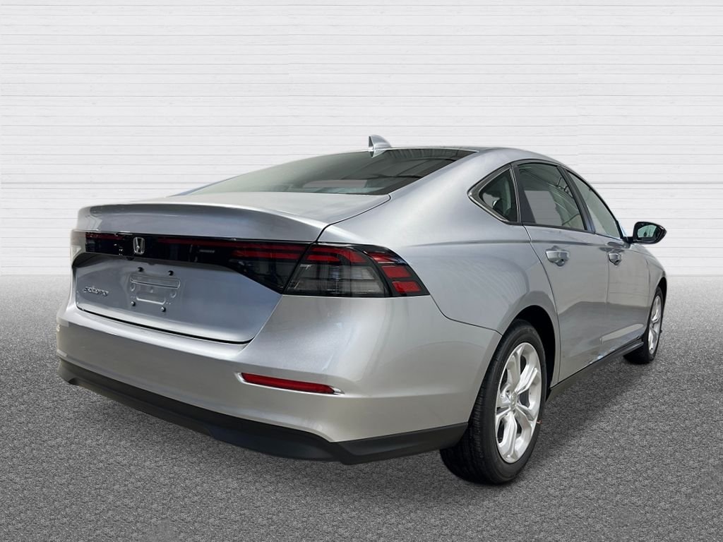 New 2026 Solar Silver Metallic Honda LX image 5