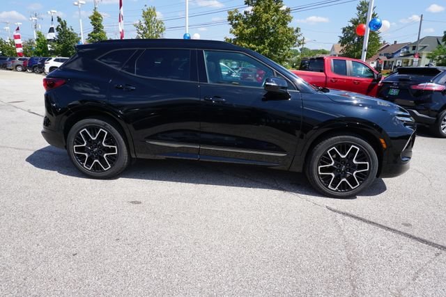 Certified Used 2024 Black Chevrolet RS image 3