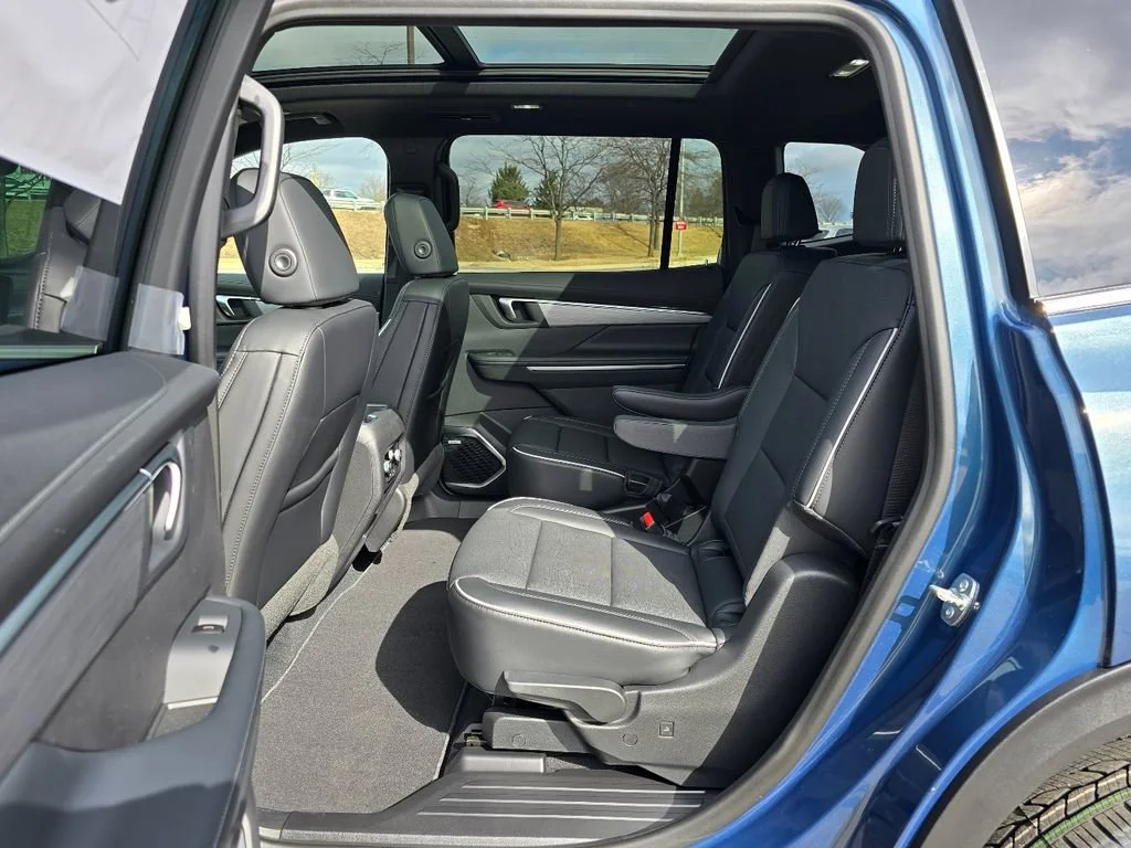 New 2026 Ocean Blue Metallic Buick Preferred image 27