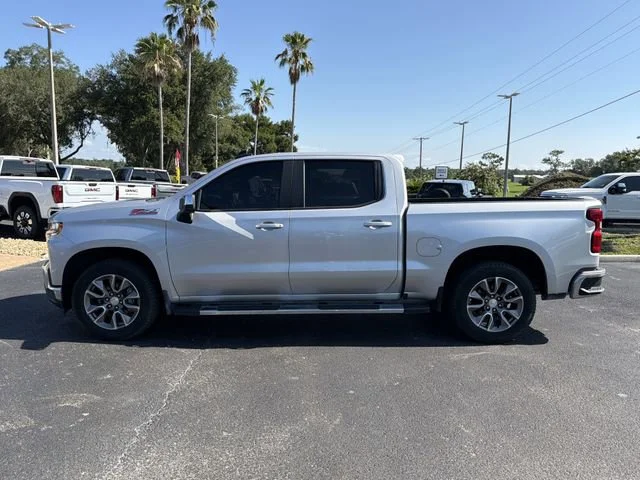Used 2022 Silver Ice Metallic Chevrolet LT image 8