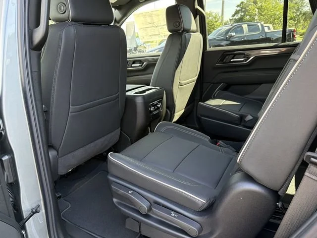 New 2026 Sterling Metallic GMC Elevation image 17