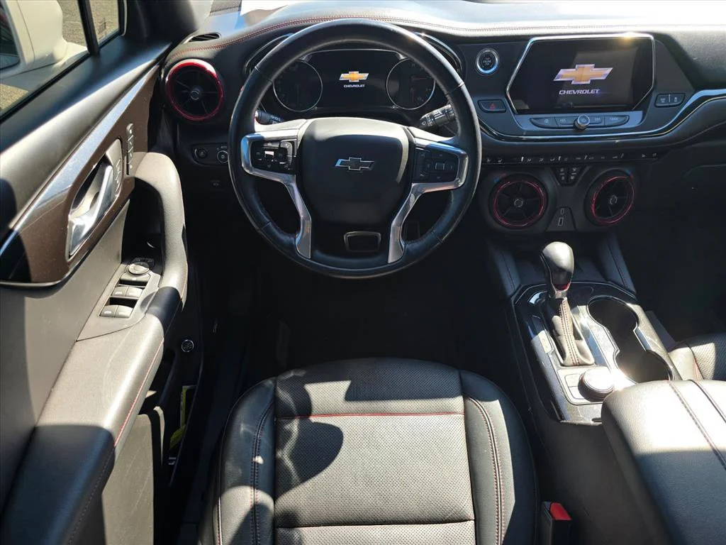 Used 2019 White Chevrolet RS image 4