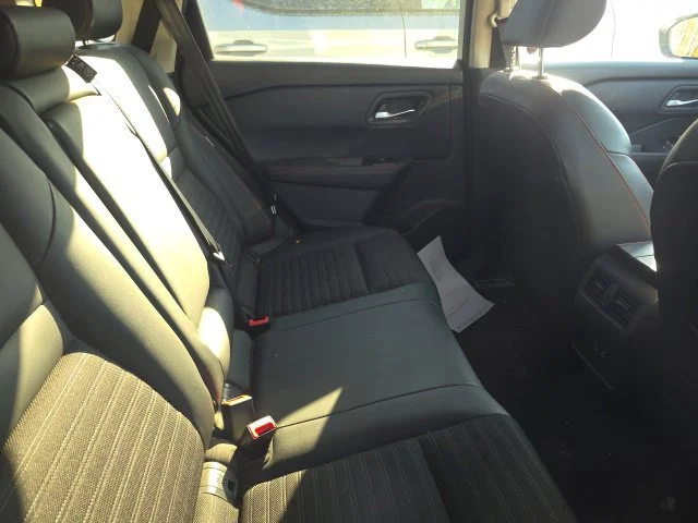 Used 2025 White Nissan Rock Creek image 7
