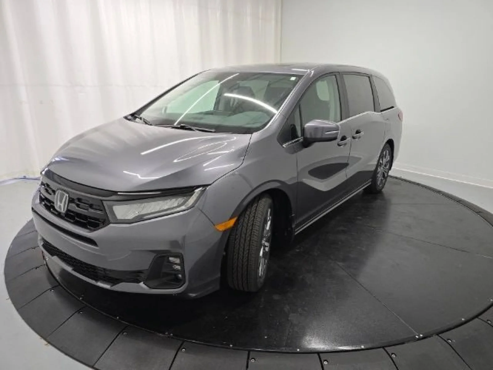 New 2026 Modern Steel Metallic Honda Touring image 17