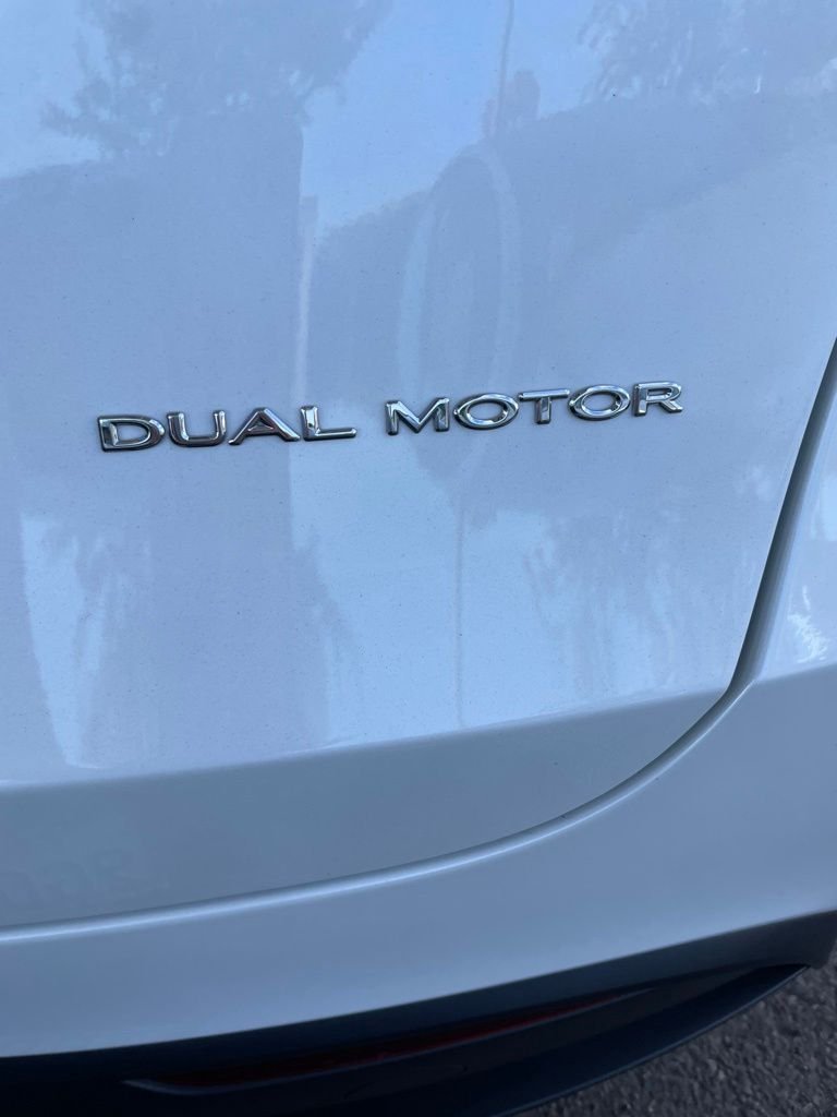 Used 2023 White Tesla Long Range image 19