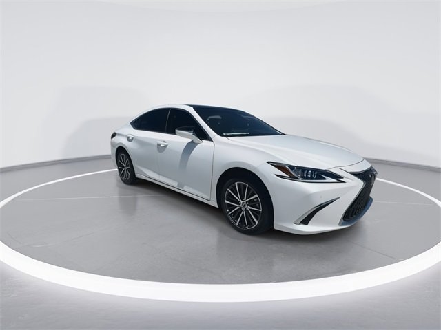New 2024 Eminent White Pearl Lexus 350 image 2