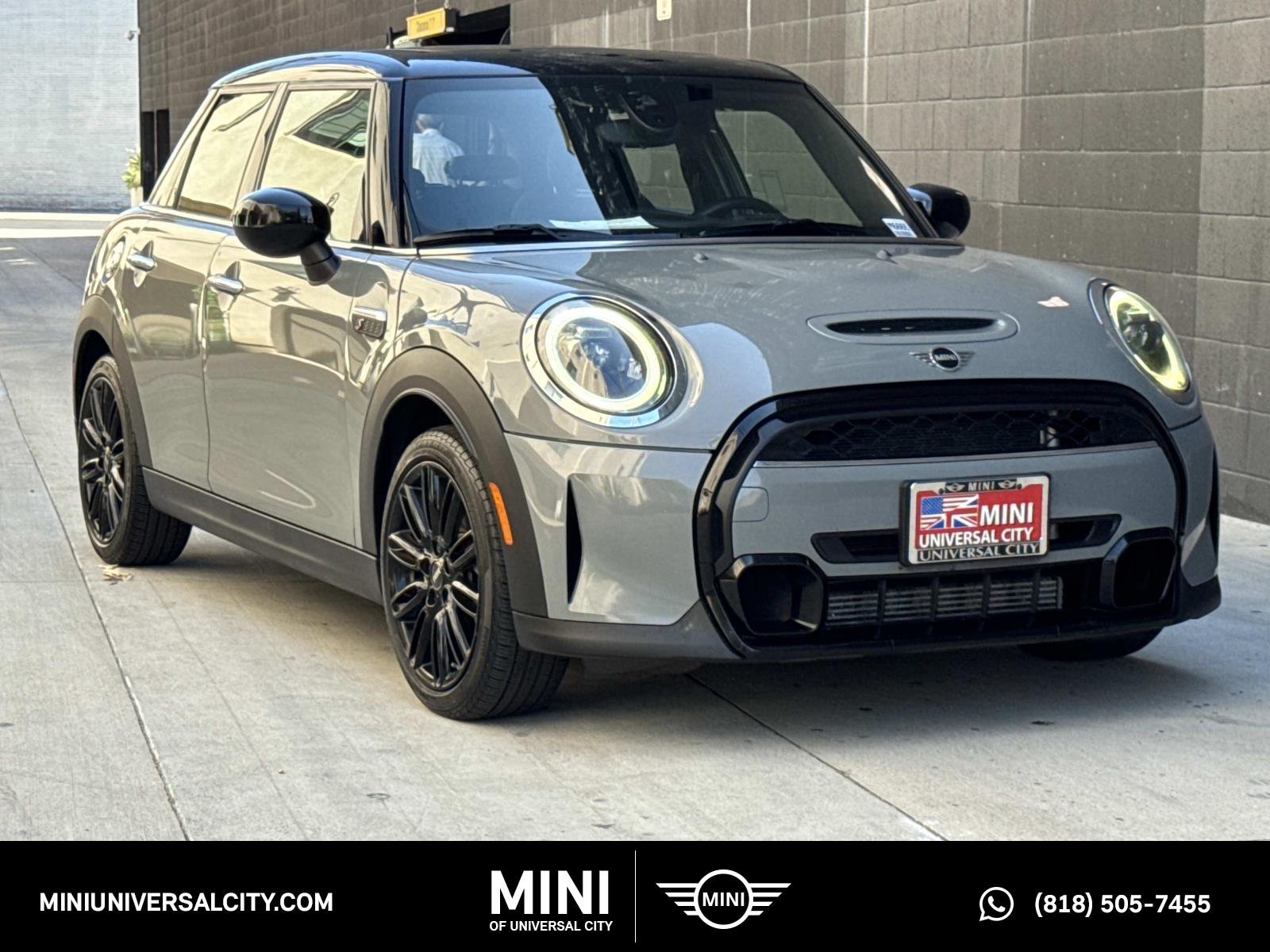 2022 MINI Hardtop Cooper S's photo