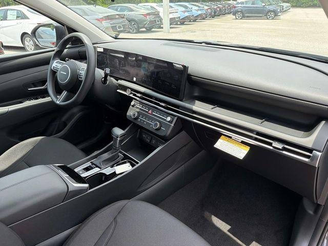 New 2026 Gray Hyundai SE FWD image 15