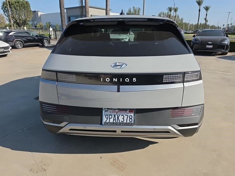 Certified Used 2024 Cyber Gray Hyundai SE Standard Range image 6