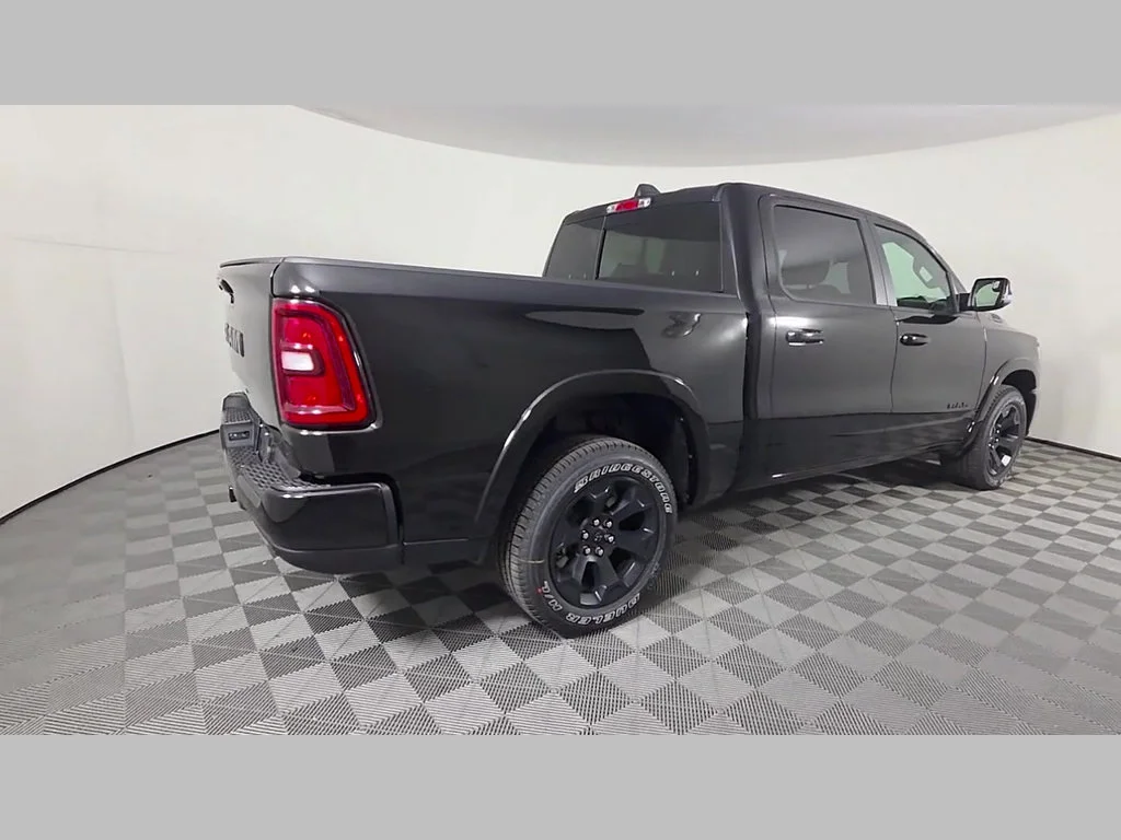 New 2027 Diamond Black Crystal Pearl-Coat Exterior Paint RAM Big Horn image 29