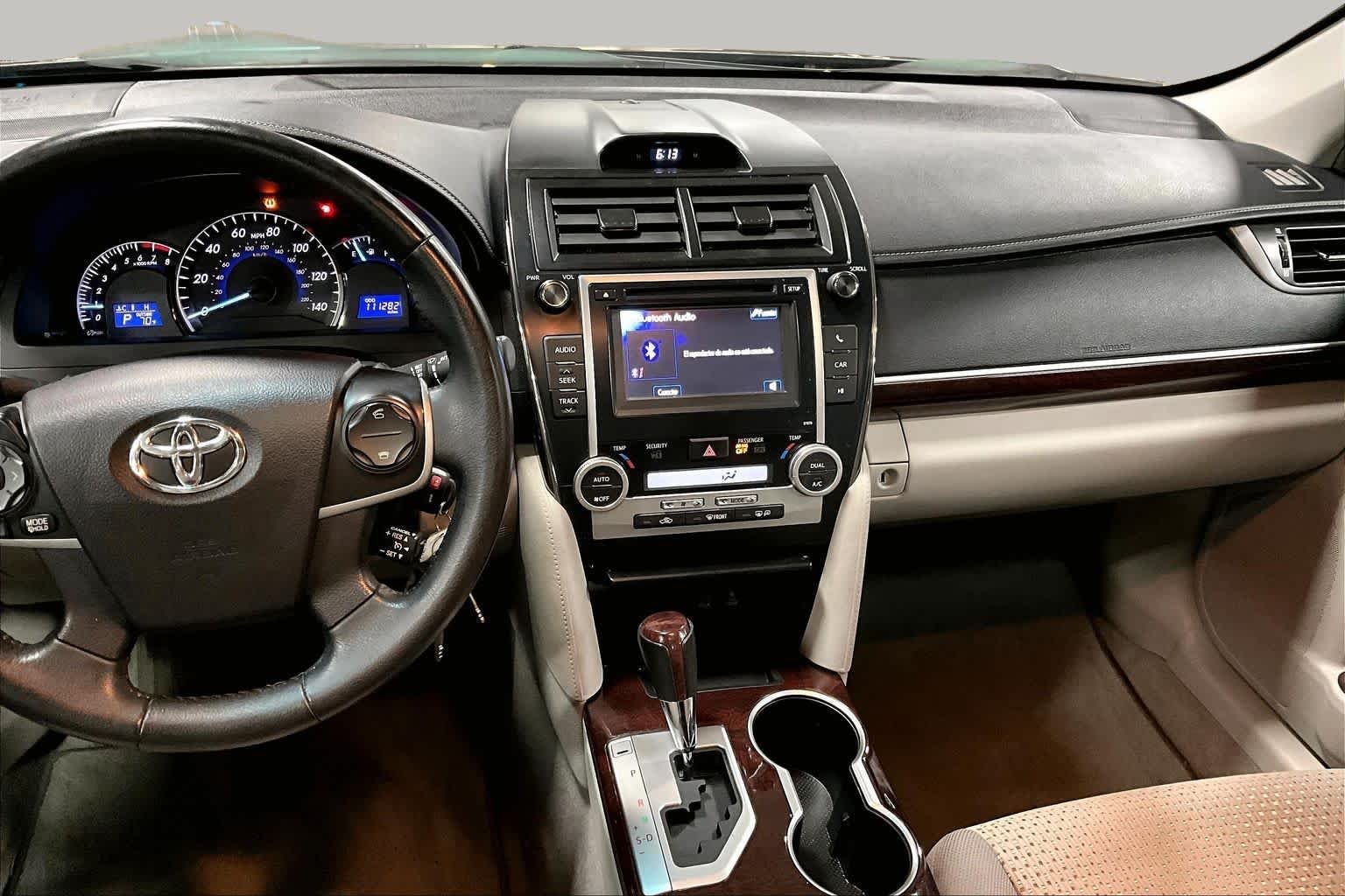 Used 2014 Cypress Pearl Toyota XLE image 7