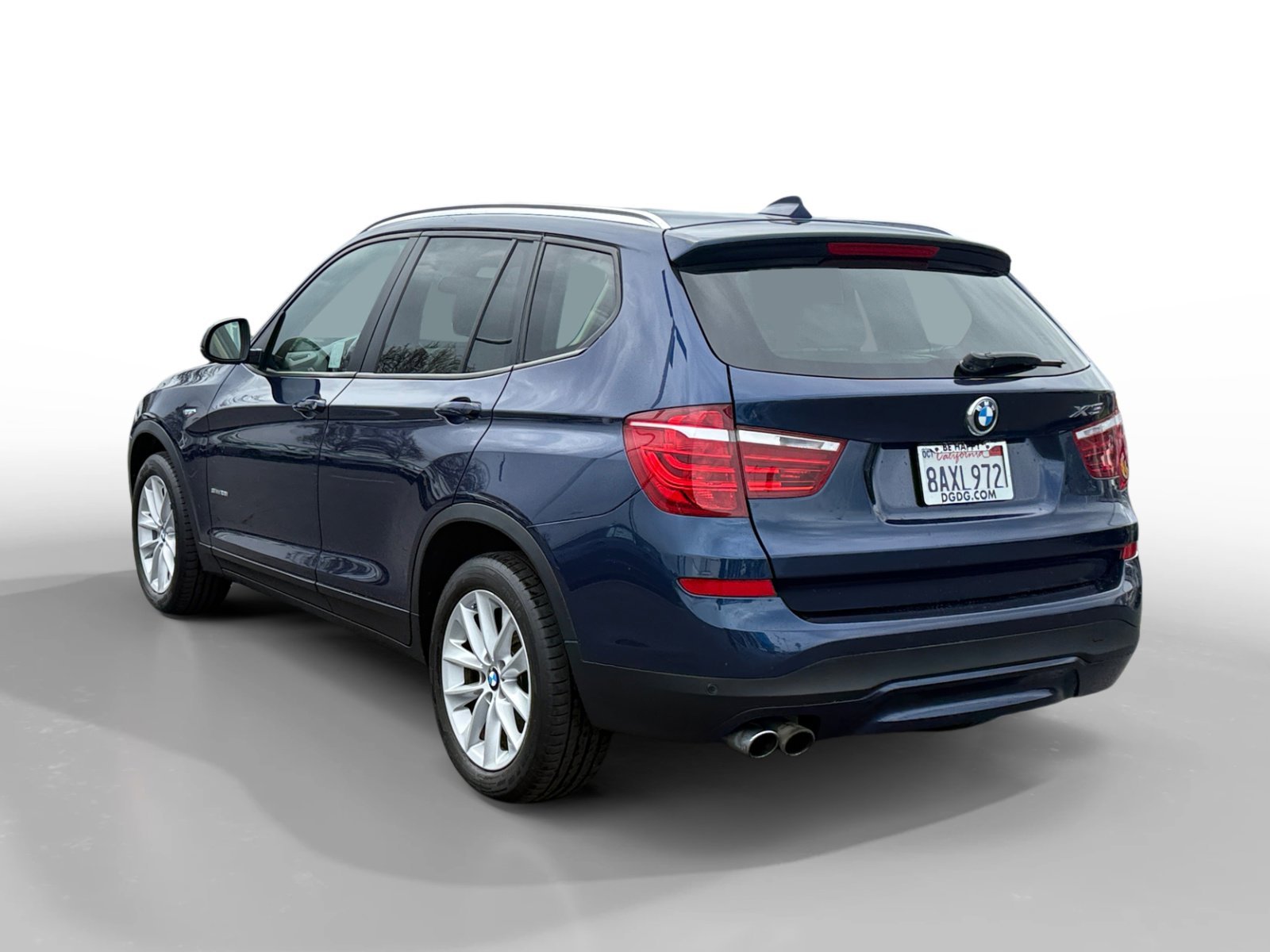 Used 2017 Deep Sea Blue Metallic BMW sDrive28i image 3