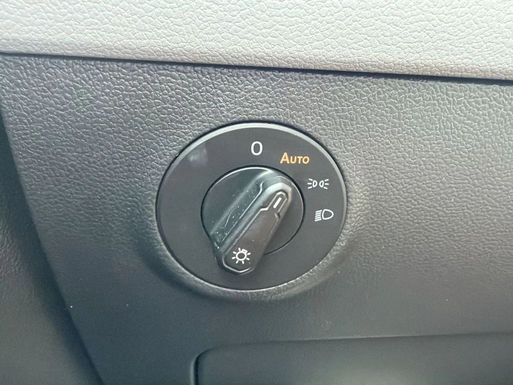 2024 Volkswagen Taos S - Photo 22